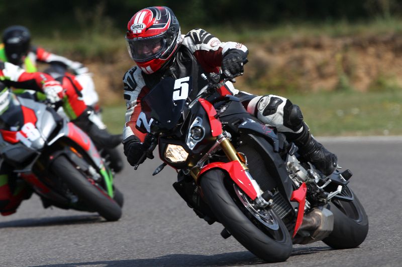 /Archiv-2018/44 06.08.2018 Dunlop Moto Ride and Test Day  ADR/Strassenfahrer-Sportfahrer grün/25